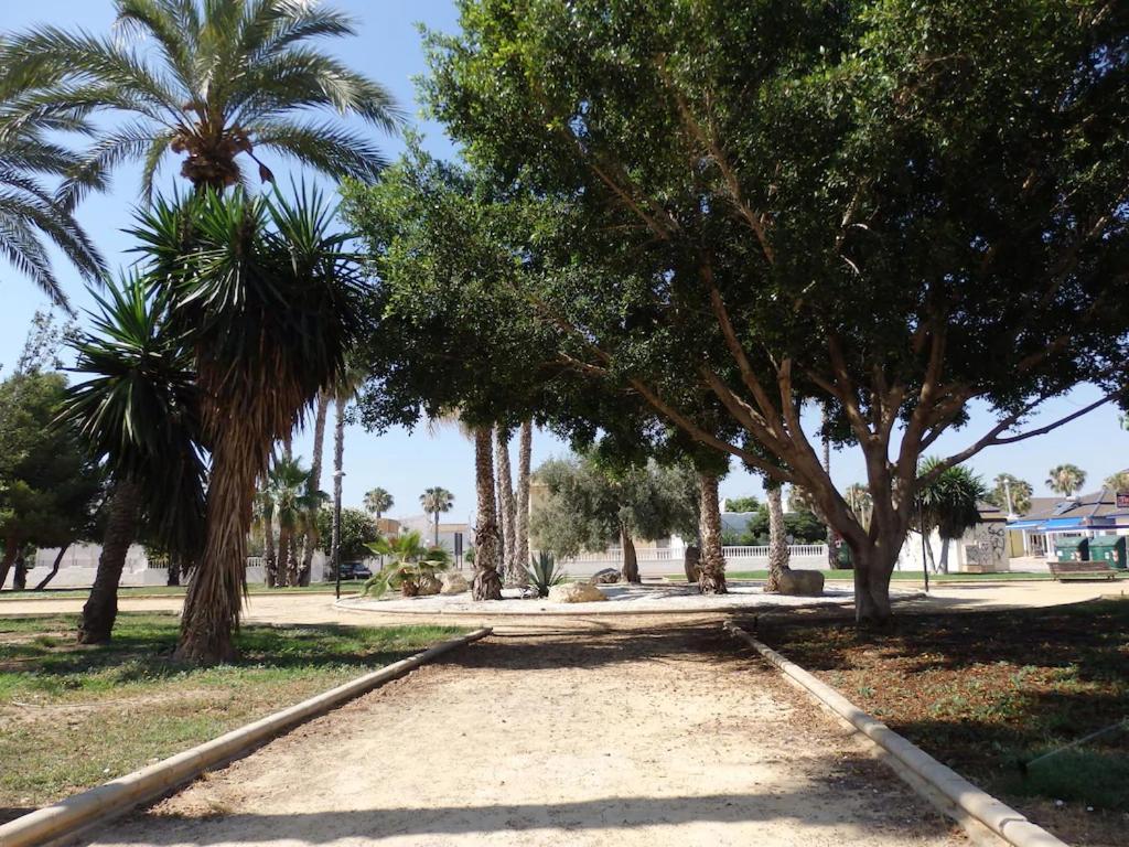 Nice Apartment With Spacious Terrass And Rooftop Los Alcázares Exterior foto